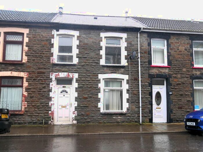 3 Bedroom Property To Rent In Kenry Street, Tonypandy, CF40