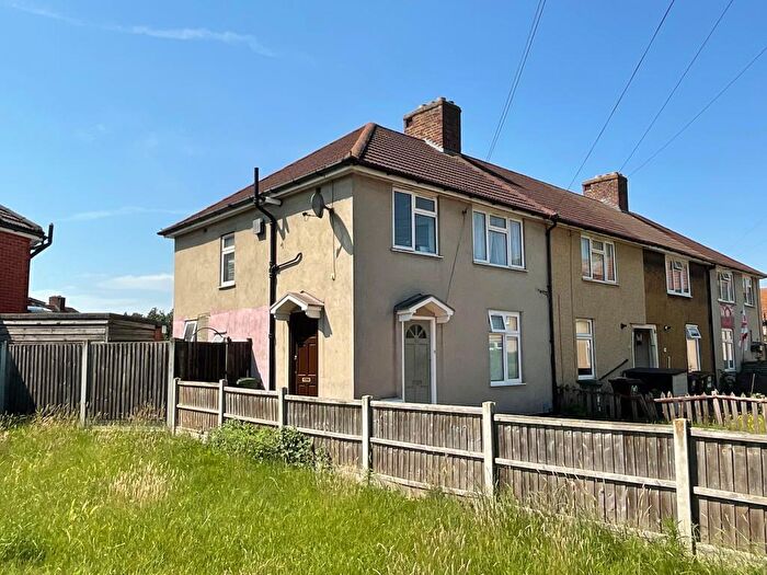 1 Bedroom Maisonette For Sale In Oglethorpe Road, Dagenham, Essex, RM10