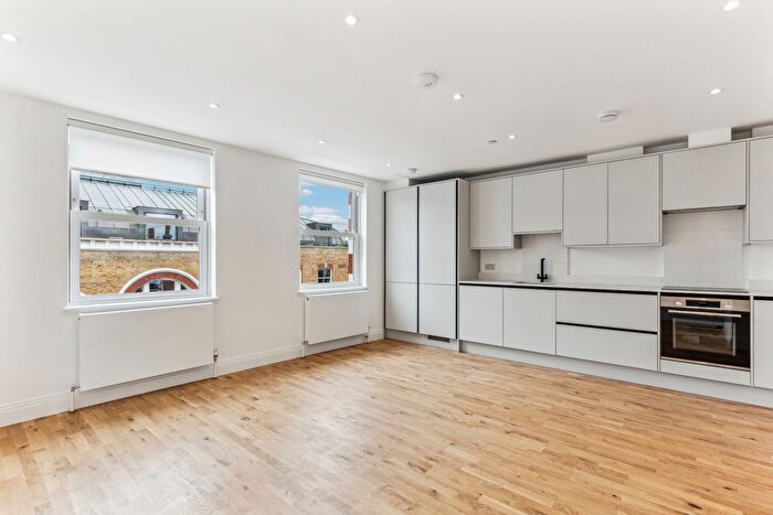 2 Bedroom Flat To Rent In Putney High Street, West Putney, SW15