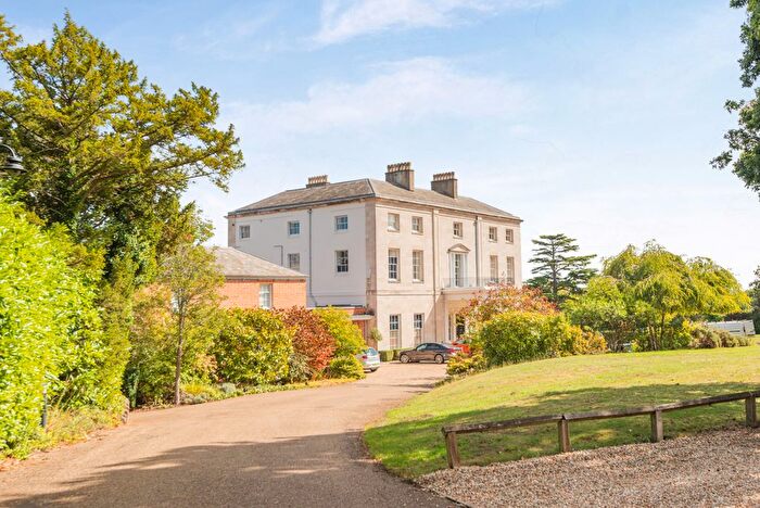 3 Bedroom Flat For Sale In Purley Magna, Purley On Thames, Reading, Berkshire, RG8