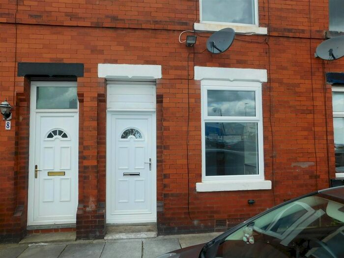 2 Bedroom Terraced House To Rent In Nelson Street, Denton, Manchester, M34