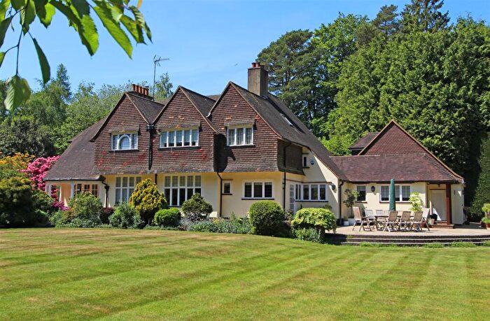6 Bedroom Detached House For Sale In Waterhouse Lane, Kingswood, KT20