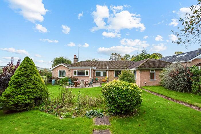 4 Bedroom Detached Bungalow For Sale In Green Lane Close, Ford, SP4