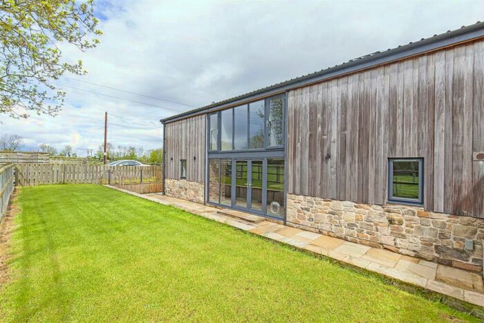 3 Bedroom Semi-Detached House To Rent In Sidness Lodge, Stretton, Alfreton, DE55