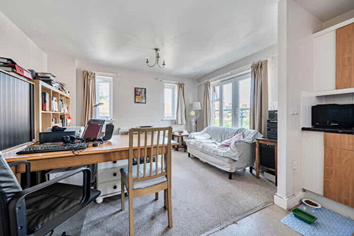 2 Bedroom Flat For Sale In Montgomery Court, Dagenham, London, RM10