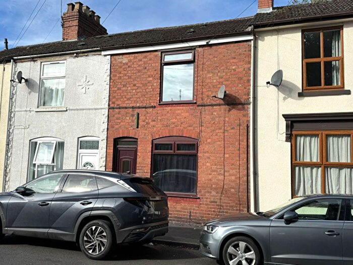 2 Bedroom Terraced House For Sale In Prestwood Road, Wolverhampton, WV11
