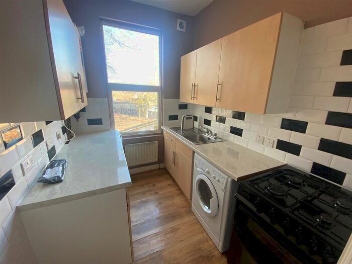 2 Bedroom Maisonette To Rent In Barham Close, Wembley, HA0
