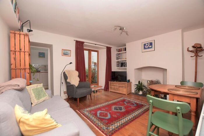 1 Bedroom Flat To Rent In Richmond Road, Montpelier, Bristol, BS6