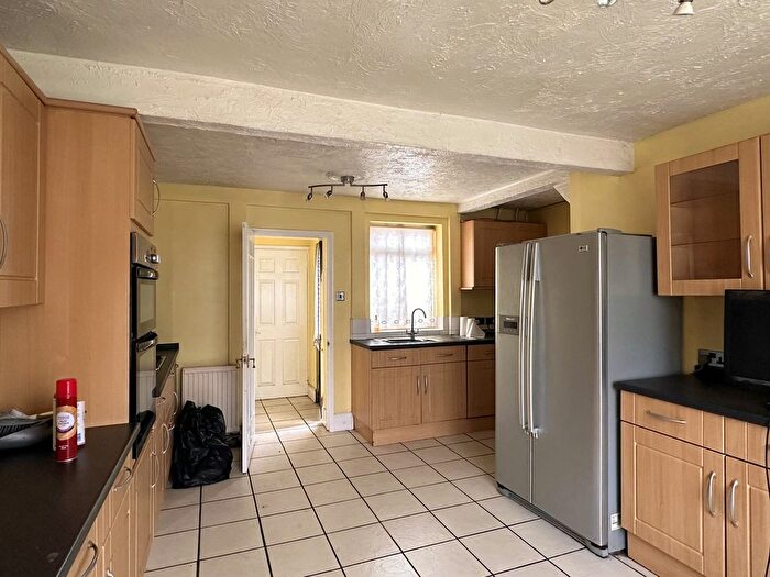 3 Bedroom Terraced House For Sale In Banks Road, Ashford, TN23