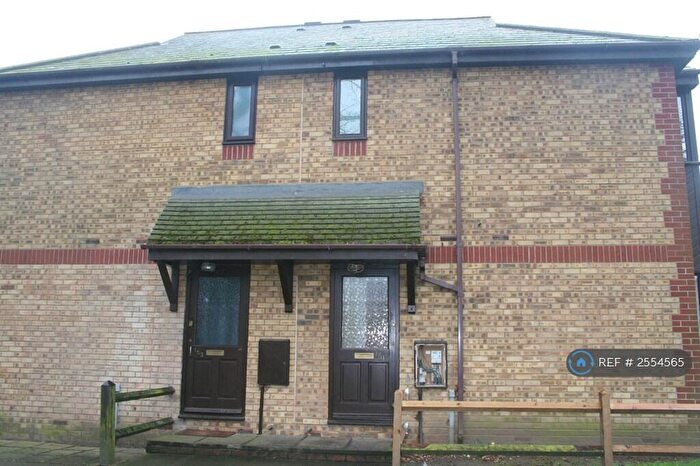 1 Bedroom Flat To Rent In Chinook, Highwoods, Colchester, CO4