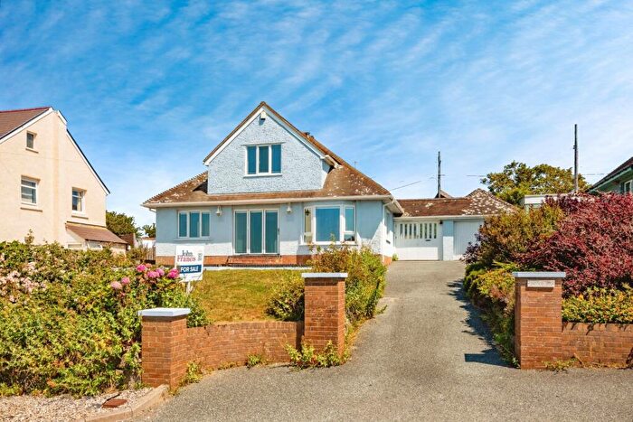 4 Bedroom Bungalow For Sale In Gwbert, Cardigan, Ceredigion, SA43
