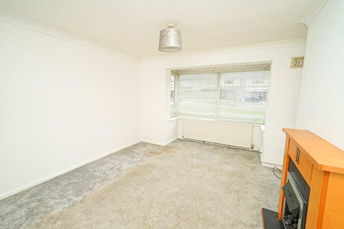 2 Bedroom Flat For Sale In Clarence Road, Leighton Buzzard, LU7