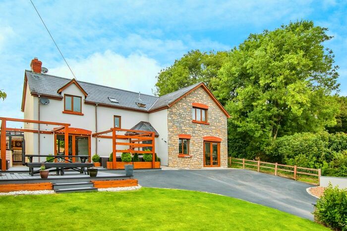 4 Bedroom Detached House For Sale In Templeton, Narberth, Pembrokeshire, SA67