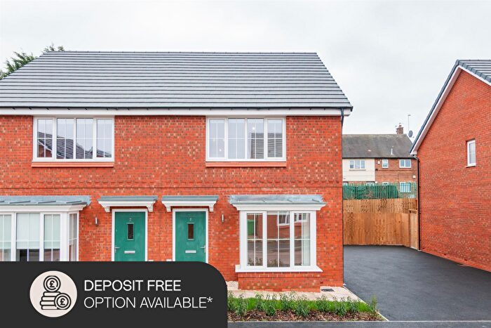 3 Bedroom Semi Detached House To Rent In Collingham Crescent, Nottingham, NG5