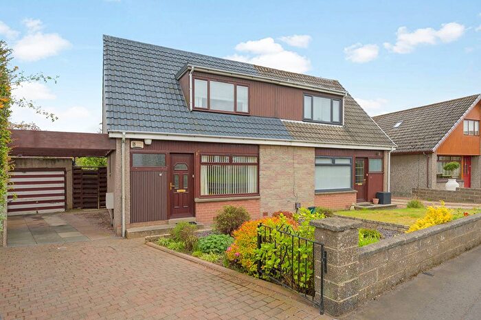 3 Bedroom Semi Detached House For Sale In Scotland Drive, Dunfermline, KY12