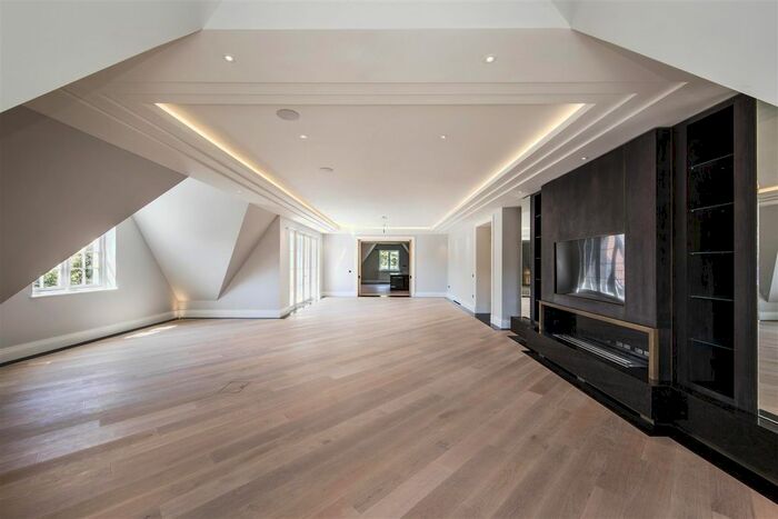 4 Bedroom Flat To Rent In The Bishops Avenue, Kenwood, N2