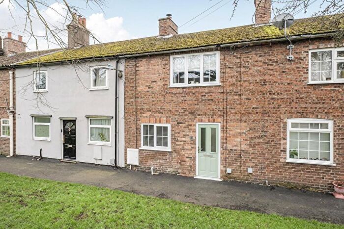 2 Bedroom Terraced House For Sale In Stonewell Row, Horncastle, LN9