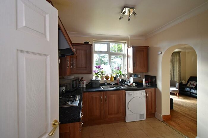 5 Bedroom End Of Terrace House To Rent In Pinner, HA5