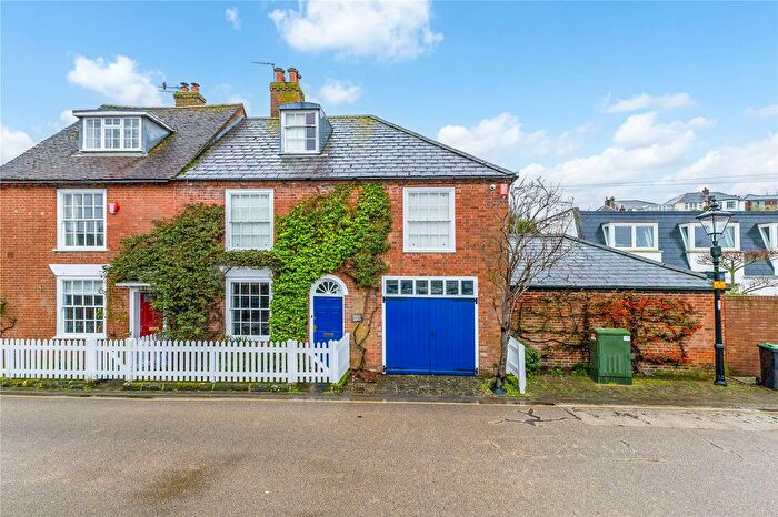 4 Bedroom Semi Detached House For Sale In Quay Road, Lymington, Hampshire, SO41