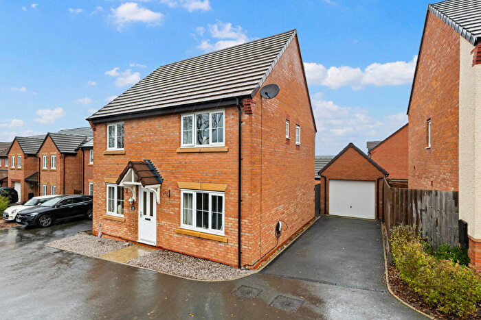 4 Bedroom Detached House For Sale In Garland Road, Weldon, NN17