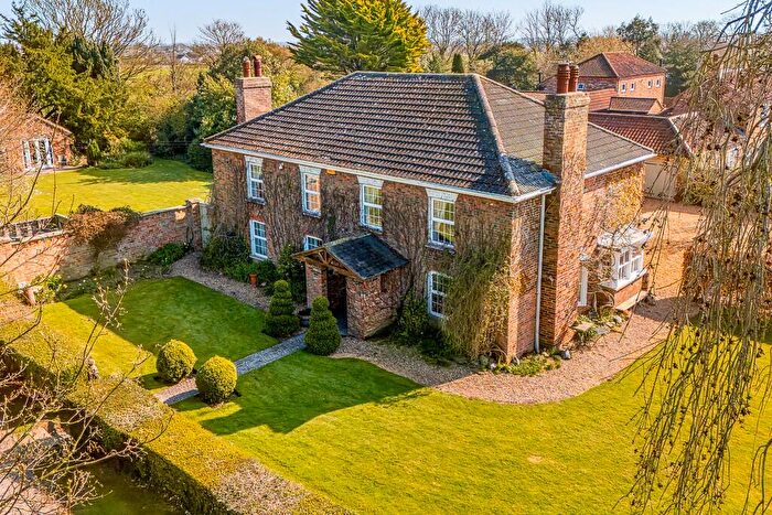 5 Bedroom Detached House For Sale In Wainfleet Road, Burgh Le Marsh, PE24