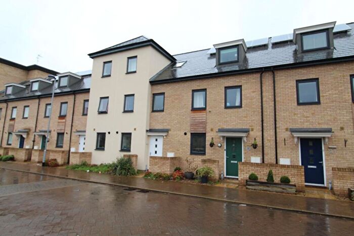 3 Bedroom Terraced House To Rent In Unwin Square, Cambridge, CB4