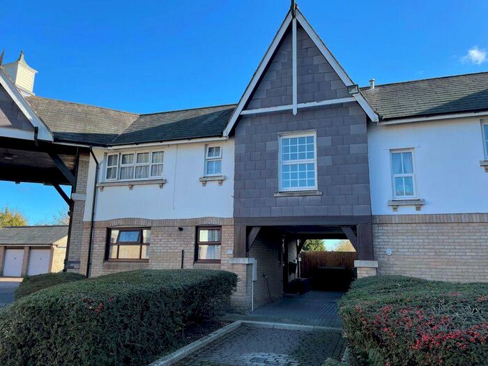 3 Bedroom House To Rent In West Bergholt, CO6