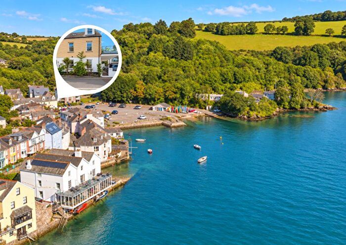 2 Bedroom Flat For Sale In Ferryside View, Fowey, PL23