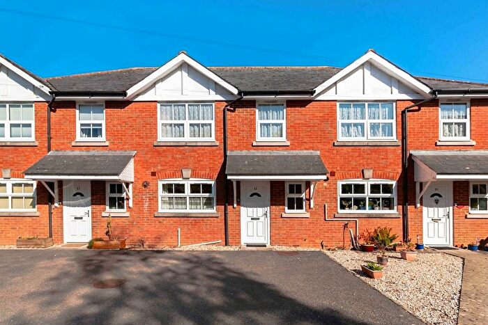 3 Bedroom Terraced House For Sale In Framfield Road, Uckfield, TN22