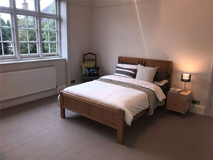 1 Bedroom Flat For Sale In Briar Walk, Putney, London, SW15