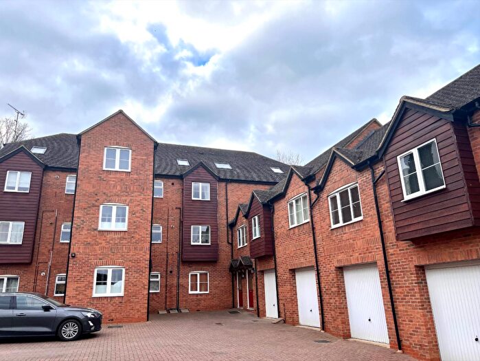 4 Bedroom Apartment To Rent In Watling Street, Weedon, Northamptonshire, NN7