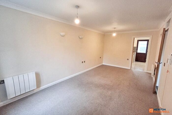 2 Bedroom Terraced Bungalow For Sale In Bradegate Drive, Dogsthorpe, Peterborough, PE1