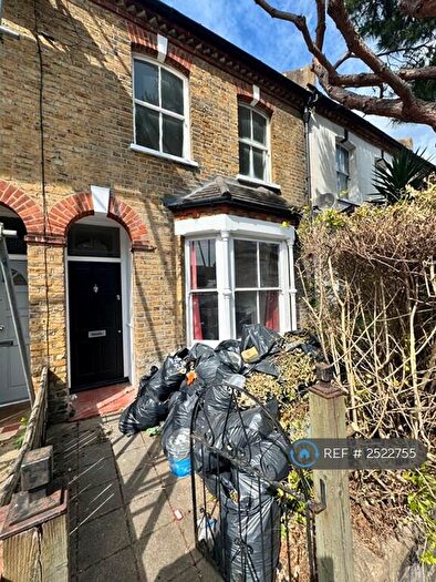 4 Bedroom Terraced House To Rent In Raleigh Road, London, SE20