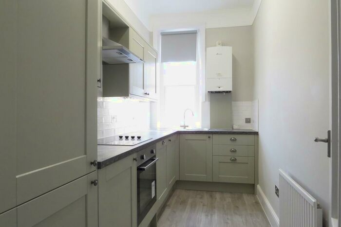 1 Bedroom Apartment To Rent In Woodland Road, Upper Norwood, London, SE19