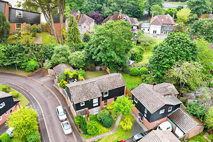 3 Bedroom Semi-Detached House To Rent In Sandhills, Oxfordshire, OX3