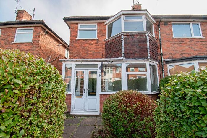 3 Bedroom Semi-Detached House To Rent In Averil Road, Leicester, LE5