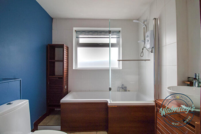 2 Bedroom House For Sale In Sir Thomas Whites Road, Coventry, CV5