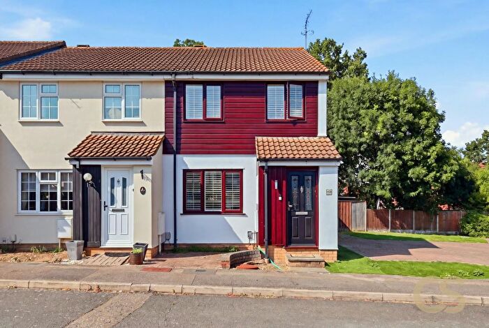 3 Bedroom End Of Terrace House For Sale In Conifer Close, Cheshunt, Hertfordshire, EN7