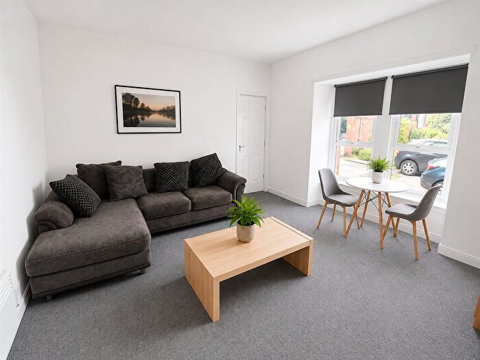 2 Bedroom Flat To Rent In Lorimer Street, Dundee, DD3