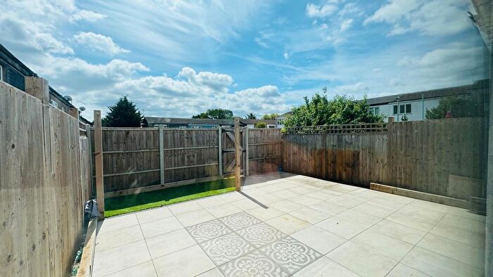 3 Bedroom Terraced House To Rent In Alcotes, Basildon, SS14