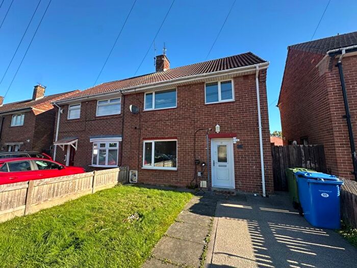 3 Bedroom Semi-Detached House To Rent In Ravensdale Grove, Blyth, NE24