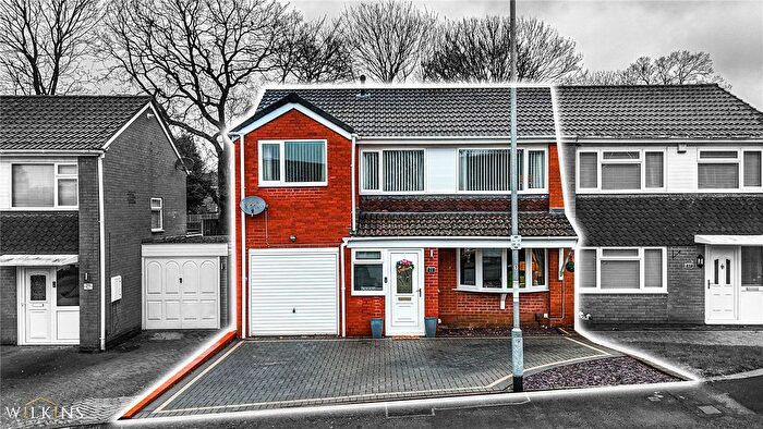 3 Bedroom Semi Detached House For Sale In Napier, Tamworth, Staffordshire, B77