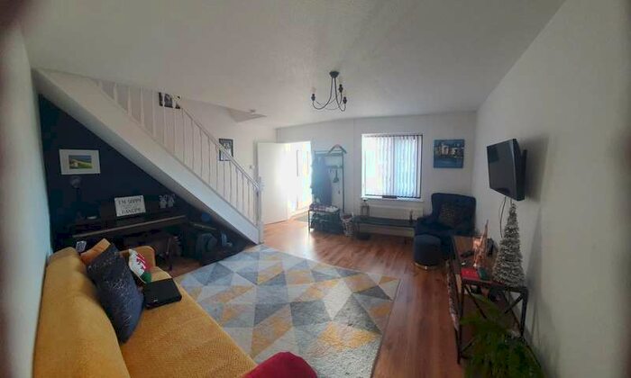 2 Bedroom Semi-Detached House To Rent In Maes Maddock, Gorseinon, SA4