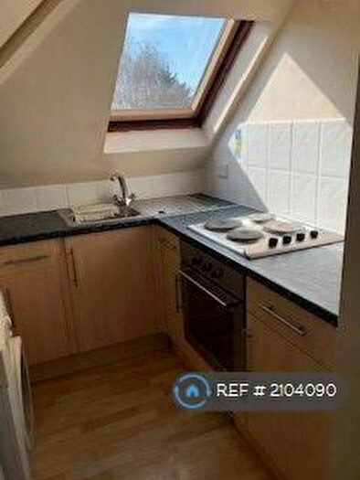 1 Bedroom Flat To Rent In Woodland Vale, Southampton, SO19