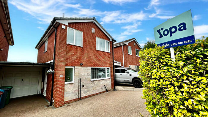 3 Bedroom Link Detached House For Sale In Partridge Way, Chadderton, Oldham, OL9