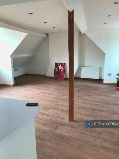 2 Bedroom Flat To Rent In Dalton Road, Eastbourne, BN20