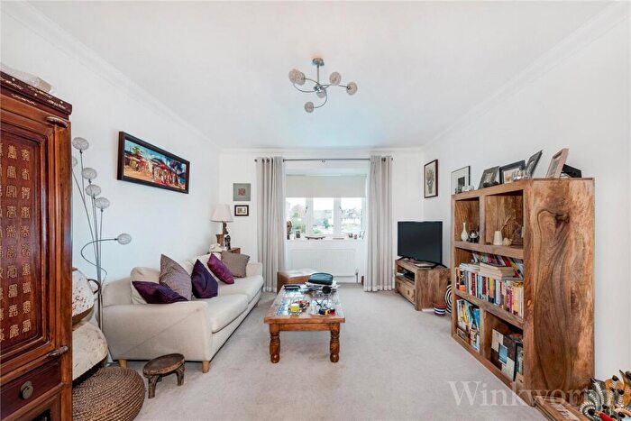 2 Bedroom Apartment To Rent In Sydenham Park Road, London, SE26