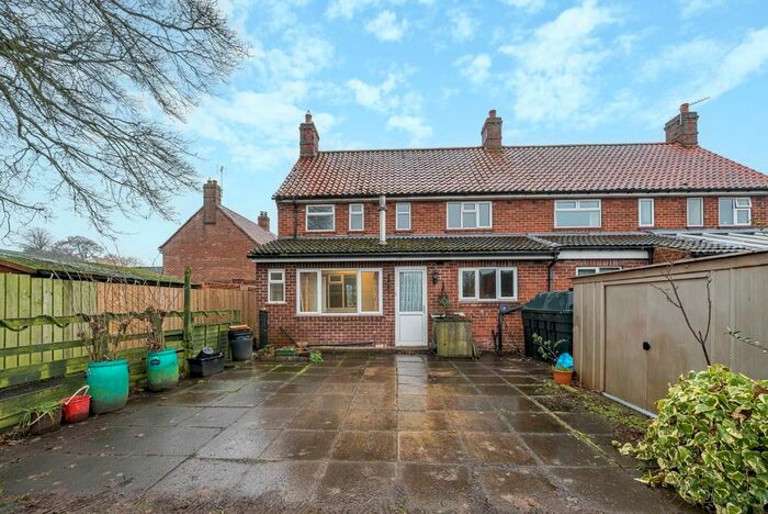 3 Bedroom Semi-Detached House For Sale In Chestnut Grove, Marlpit Lane, Baldersby, Thirsk, YO7