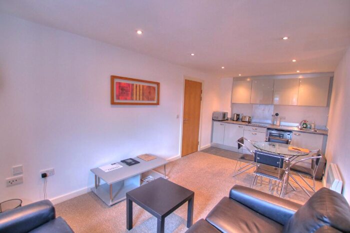 1 Bedroom Flat To Rent In Waterloo Square, City Centre, Newcastle Upon Tyne, NE1