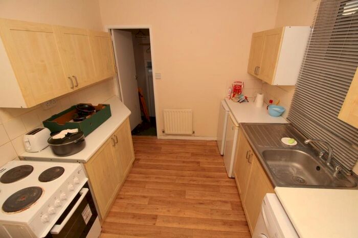 3 Bedroom Flat To Rent In Coniston Avenue, Jesmond, Newcastle Upon Tyne., NE2